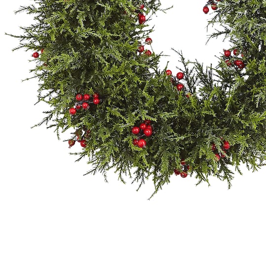 20" Cedar Berry Wreath